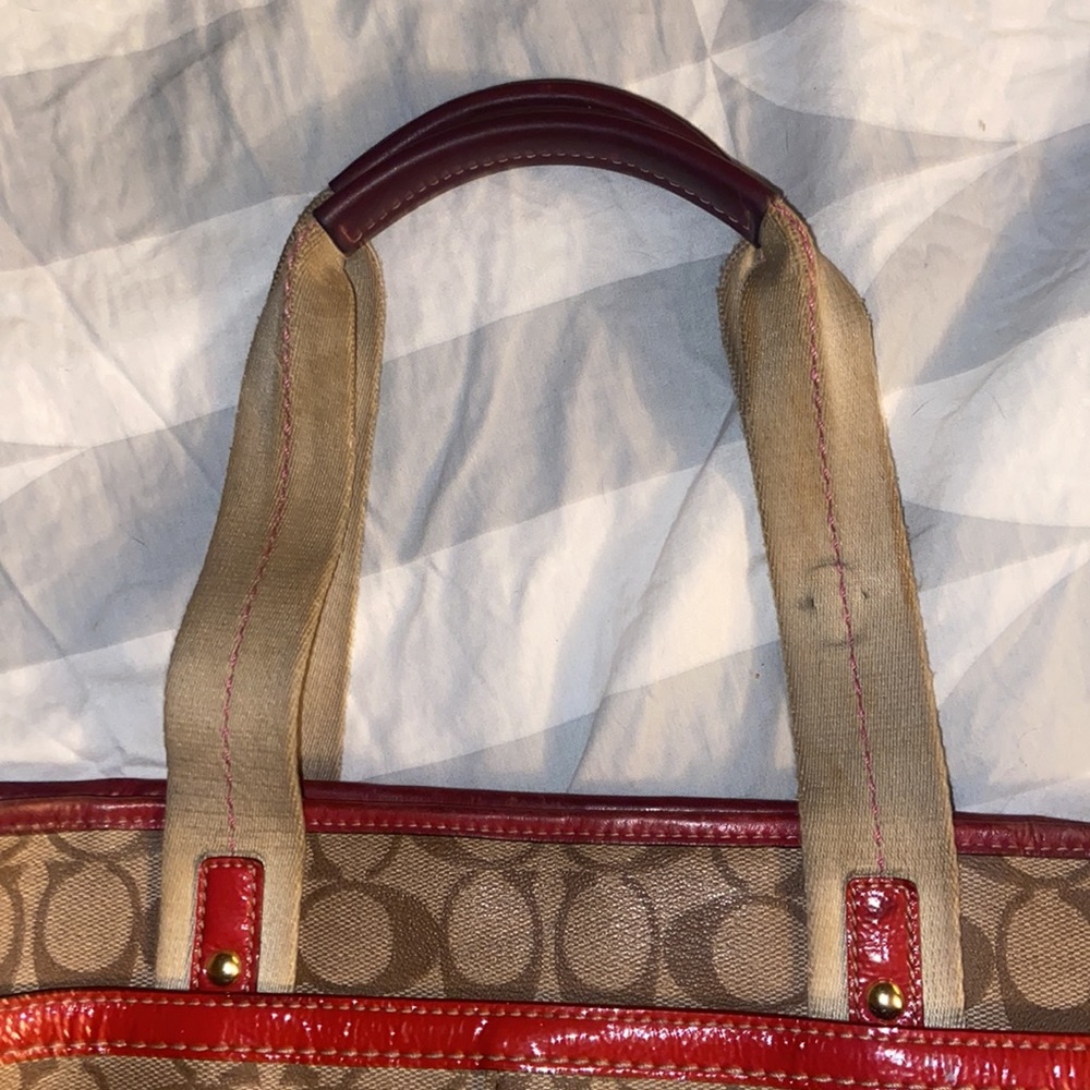 Coach purse - Picture 4 of 8